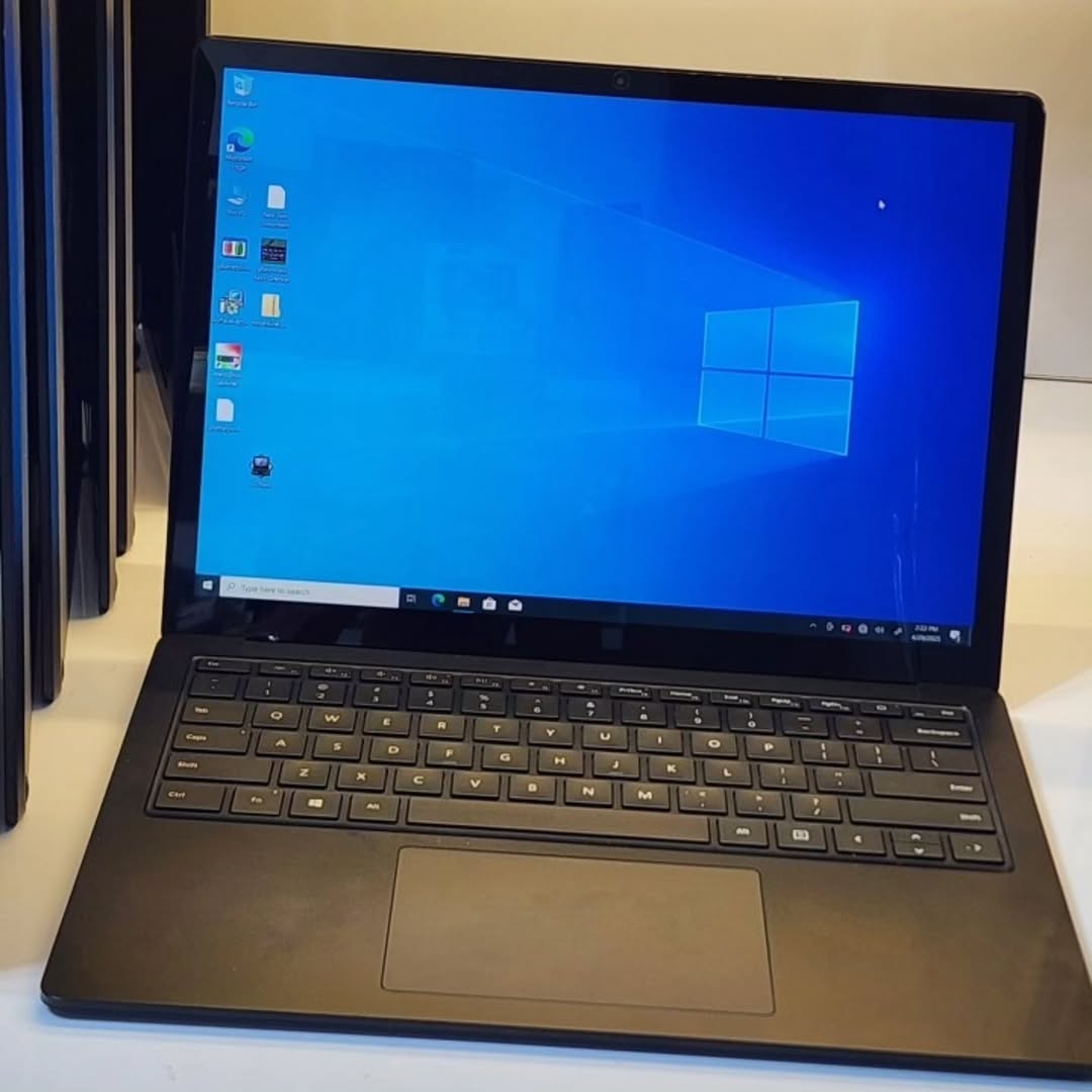 لپ‌تاپ سرفیس ۴ مدل Cpu i5 1145g7 رم ۸ گیگابایت SSD ۲۵۶ گیگابایت ۱۳.۳ اینچ دوکی ۲k تاچ